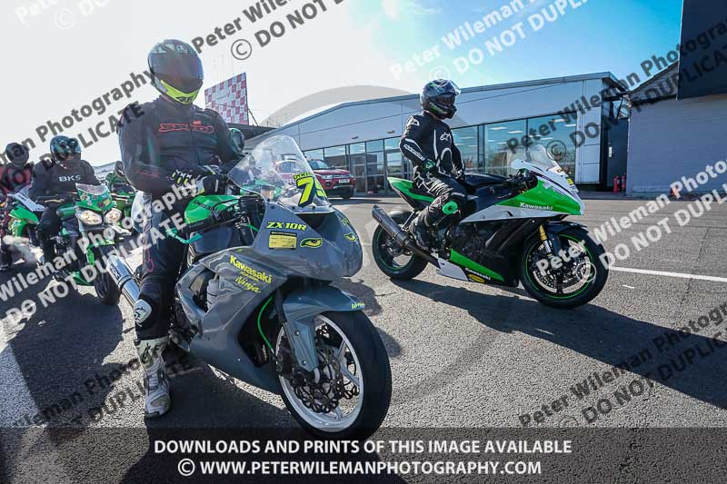 donington no limits trackday;donington park photographs;donington trackday photographs;no limits trackdays;peter wileman photography;trackday digital images;trackday photos